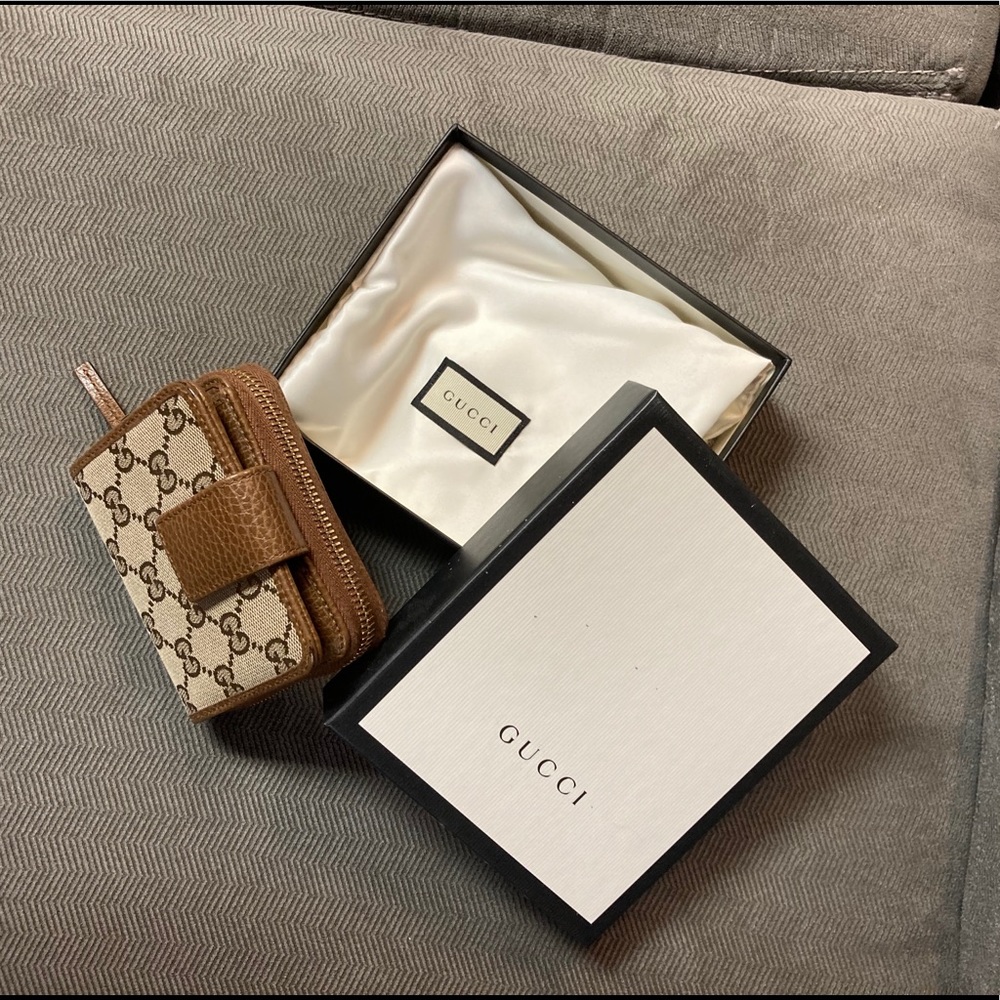 AUTHENTIC Gucci Monogram Zip Around French Flap Bi-Fold Wallet BEIGE